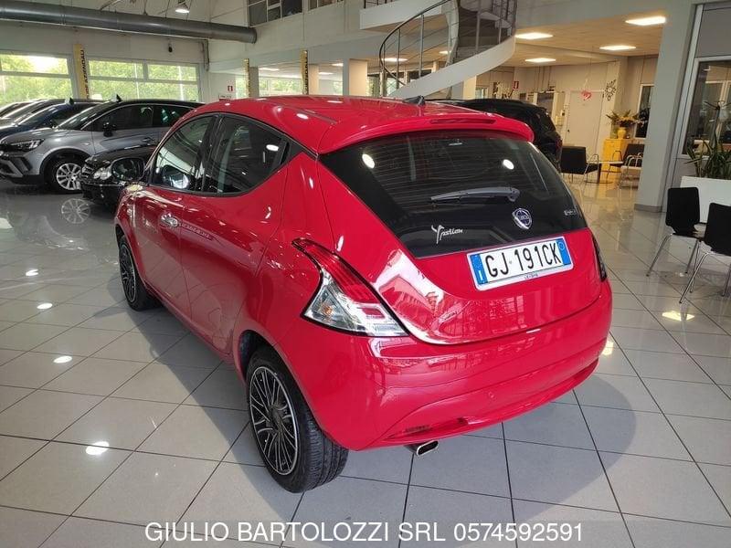 Lancia Ypsilon 1.0 FireFly 5 porte S&S Hybrid Gold