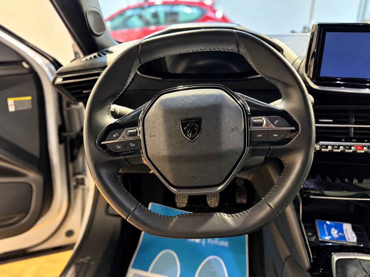 Peugeot 2008 PureTech 100 S&S Allure
