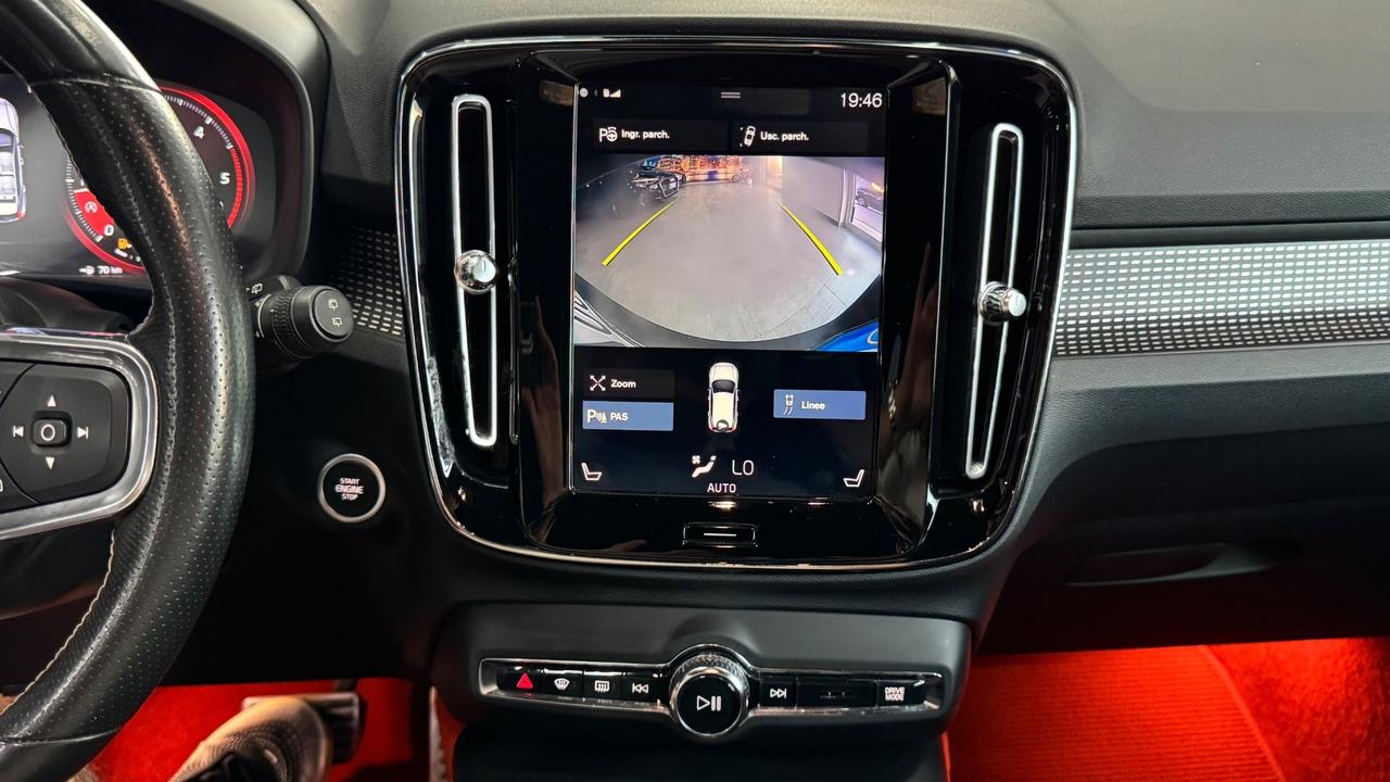 Volvo XC40 2.0 190 CvD4 AWD Geartronic R-design