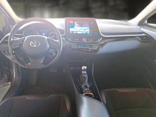 TOYOTA C-HR 1.8 Hybrid E-CVT Dynamic