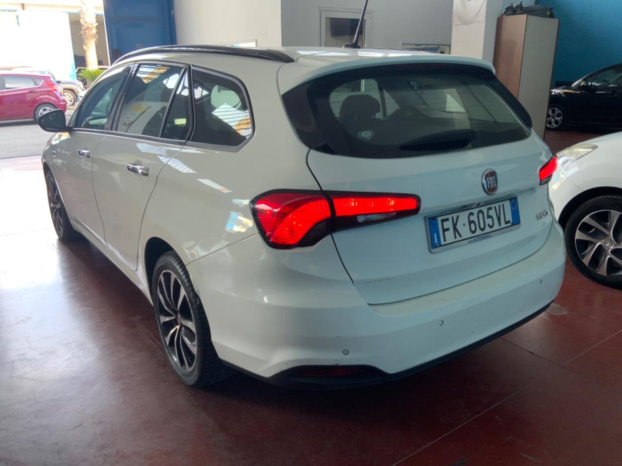 Fiat Tipo 1.6 Mjt S&S SW Lounge