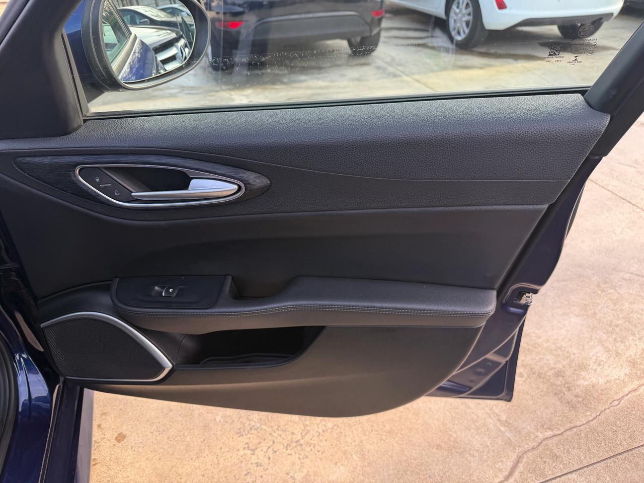 Alfa Romeo Giulia 2.2 Turbodiesel 160 CV AT8 Executive