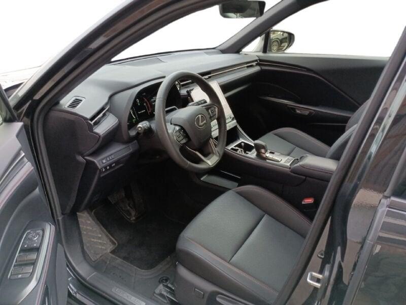 Lexus LBX LBX Hybrid Elegant