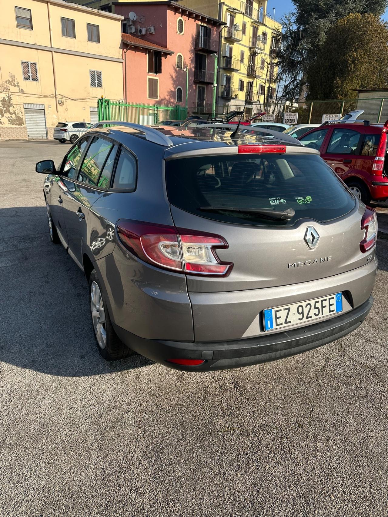 Renault Megane Mégane 1.5 dCi 110CV EDC SporTour Wave