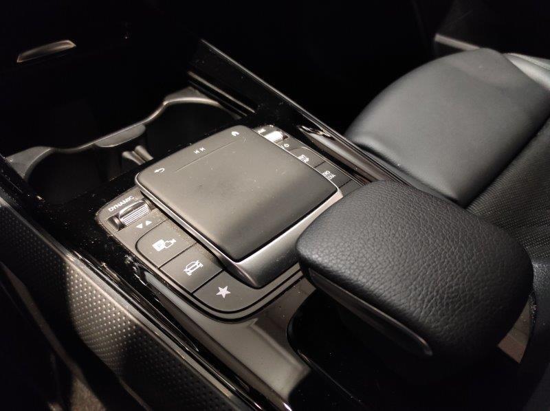 Mercedes-Benz GLA (H247) - GLA 250 Automatic Sport