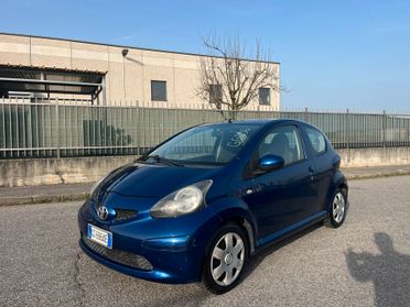 Toyota Aygo 1.0benz CAMBIO AUTOMATICO