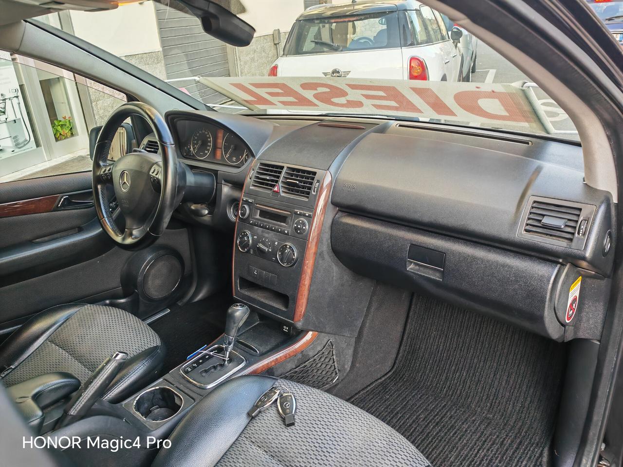 MERCEDES CLASSE A180 D CV109 KW80 SPECIAL EDITION