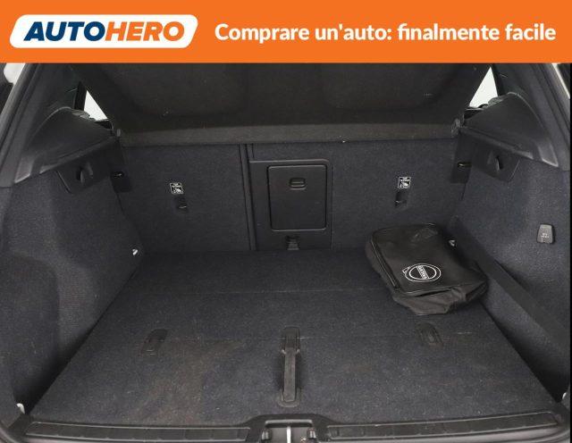 VOLVO XC40 T3 Geartronic Business Plus