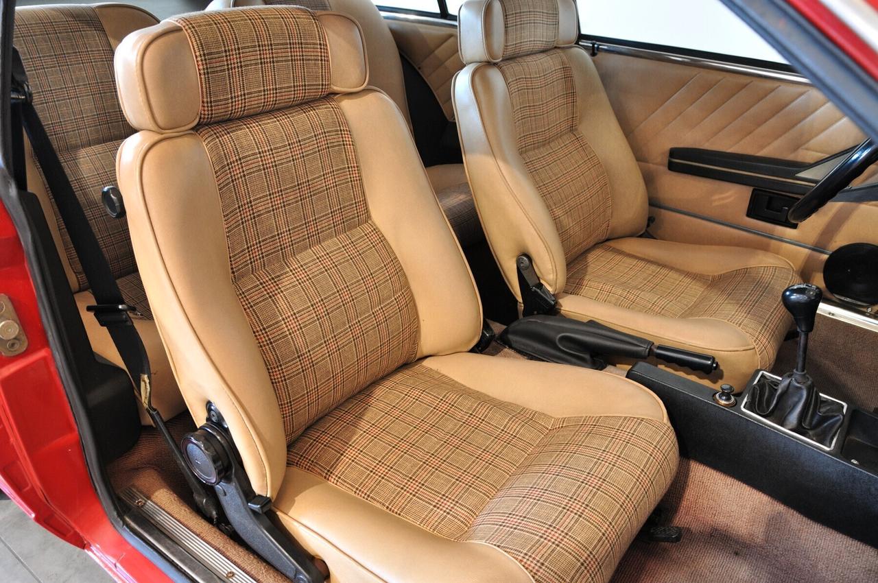 Alfa Romeo Alfetta Gt 1.6 ASI Rosso Alfa