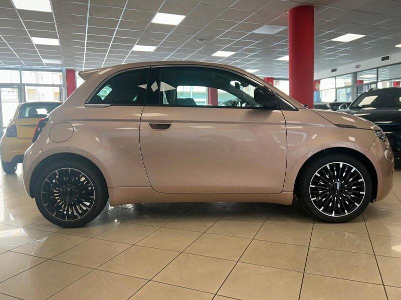 FIAT 500 (2020-->) 500 Berlina Hybrid Icon