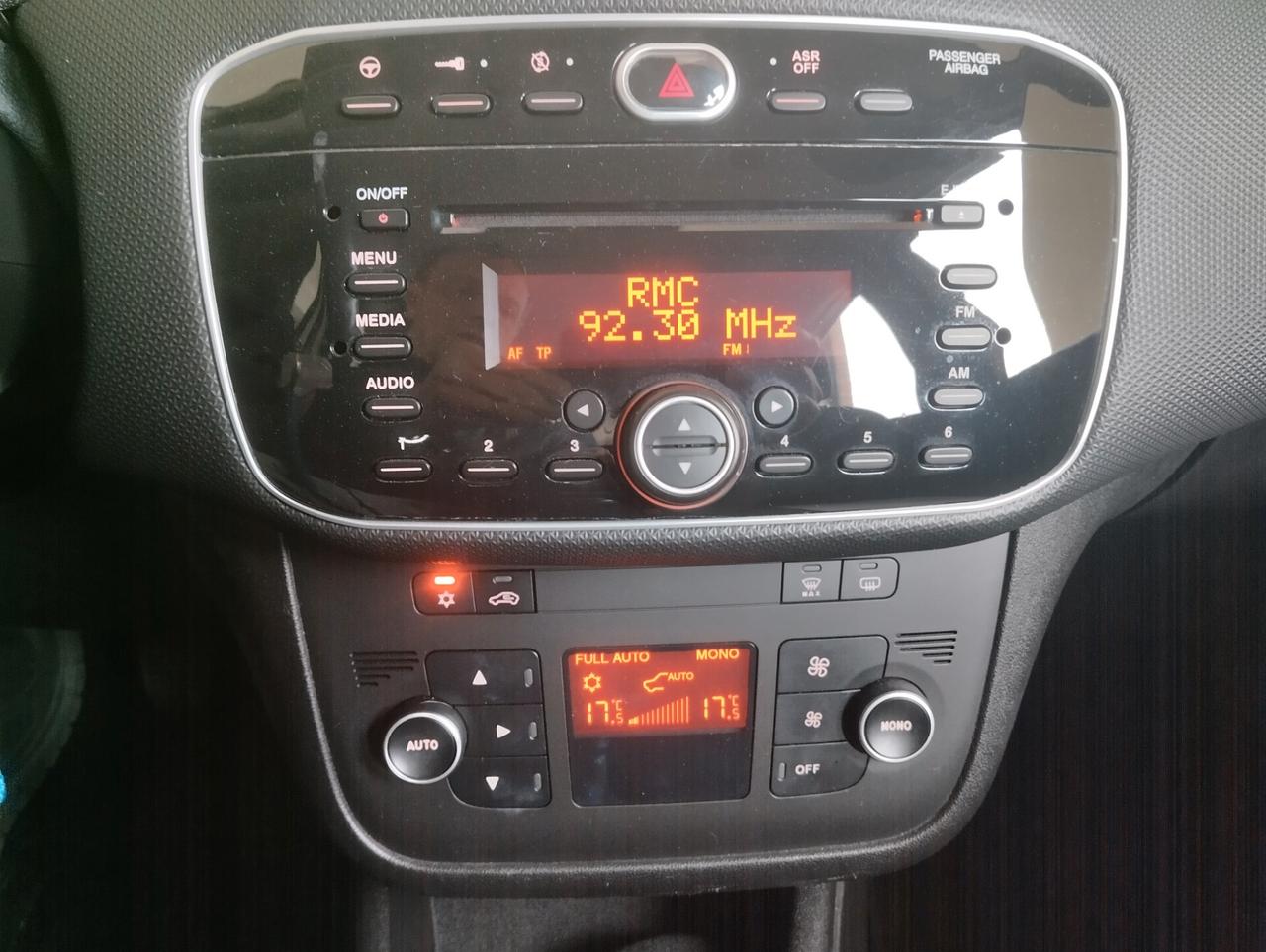 Fiat Punto 1.3 MJT II S&S 95 CV 5 porte Street