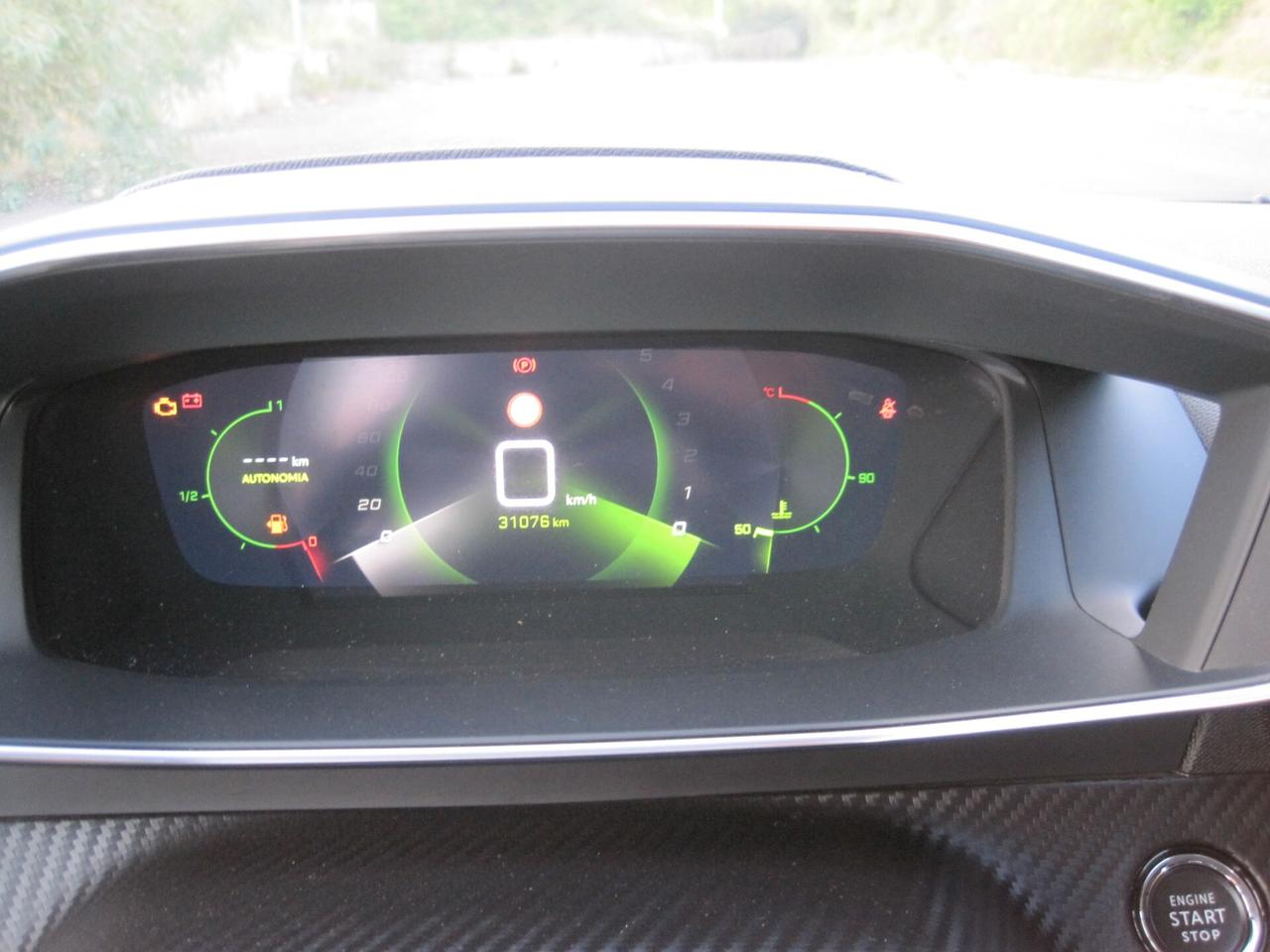 Peugeot 2008 PureTech 130 S&S Allure Pack