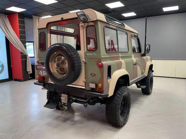 LAND ROVER Defender DEFENDER 90 2.0 FAM COUNTY SW