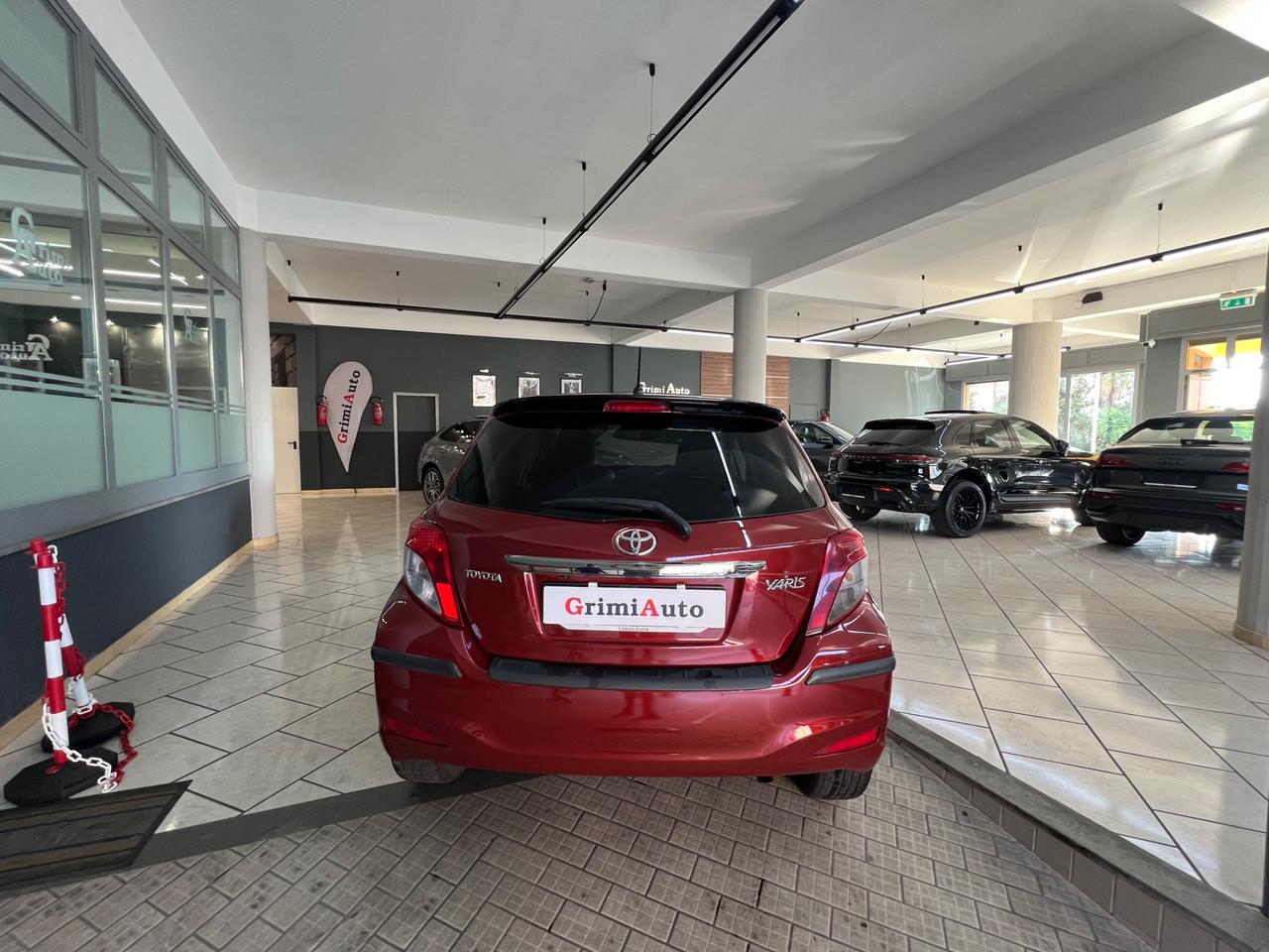 Toyota Yaris 1.4 D-4D 5 porte Lounge