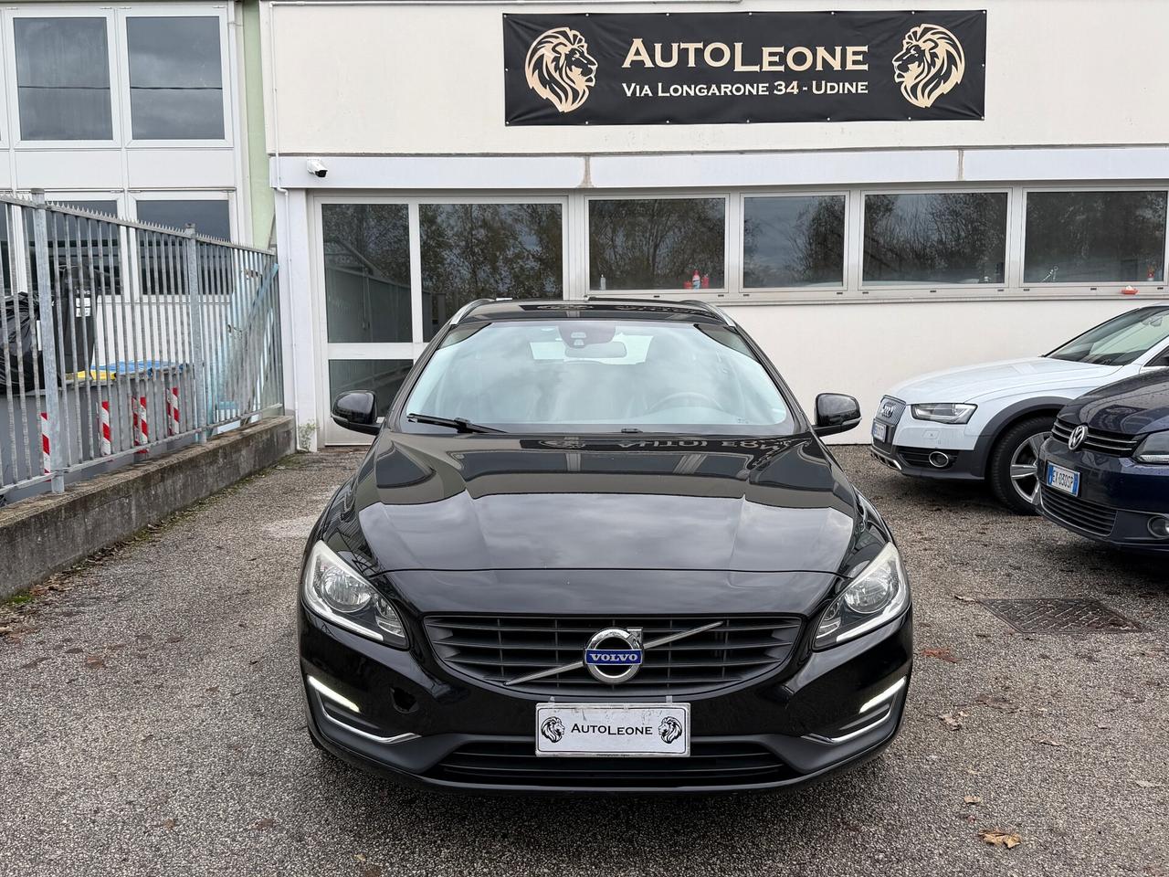 Volvo V60 2.0D 150 cv R-design Automatica