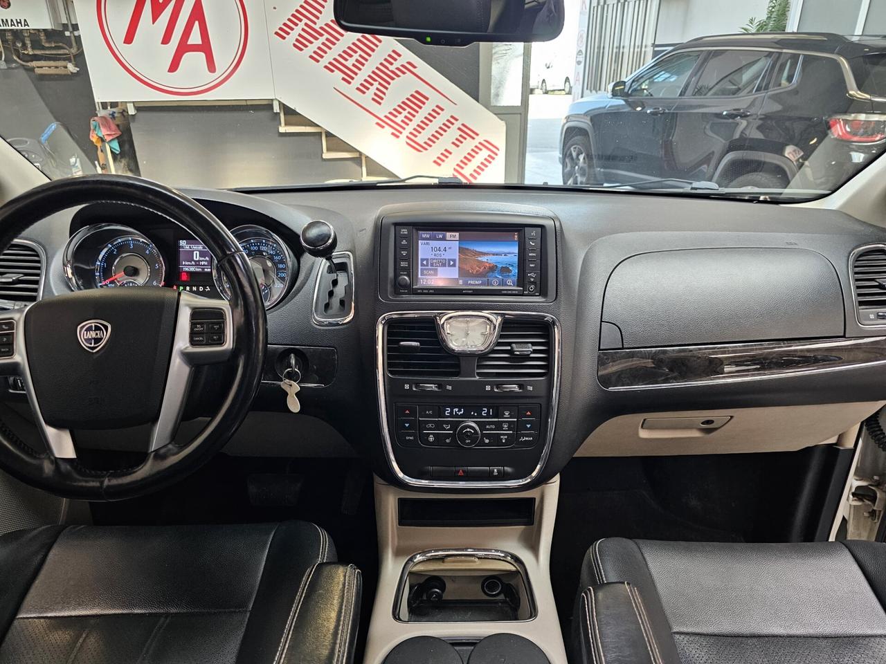 Lancia Voyager 2.8 Turbodiesel Platinum 163 CV