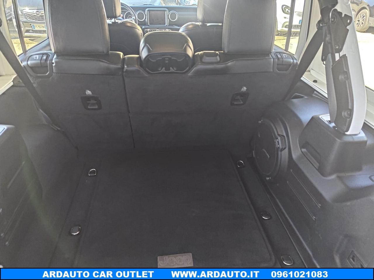 Jeep Wrangler Unlimited 2.2 Mjt Sahara Night Eagle