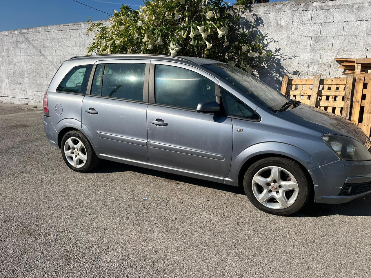 Opel Zafira 1.9 CDTI 120CV Cosmo