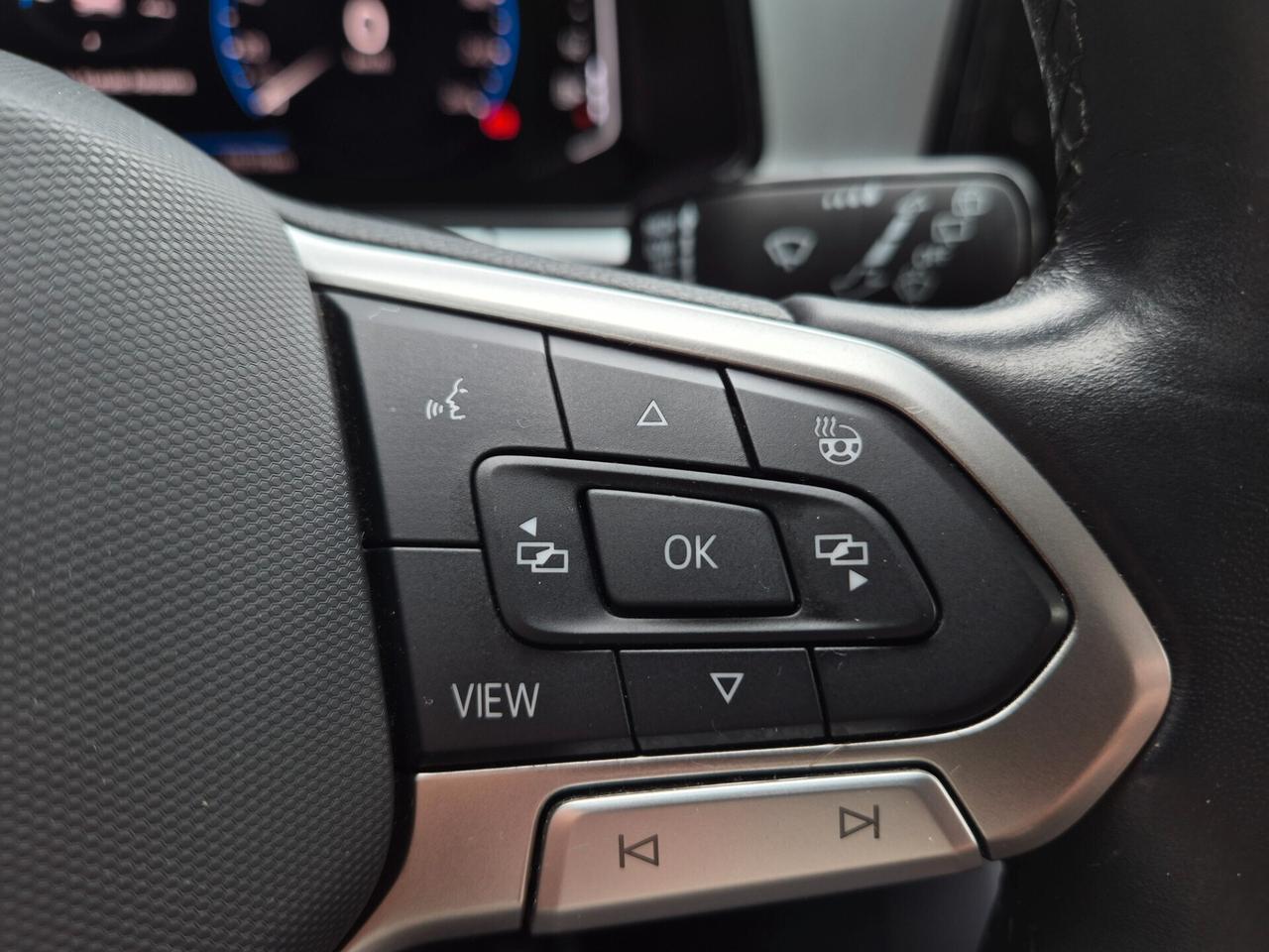 Volkswagen T-Roc 2.0 tdi DSG APPLE CARPLAY + ANDROID AUTO COCKPIT RETROCAMERA ACC LED