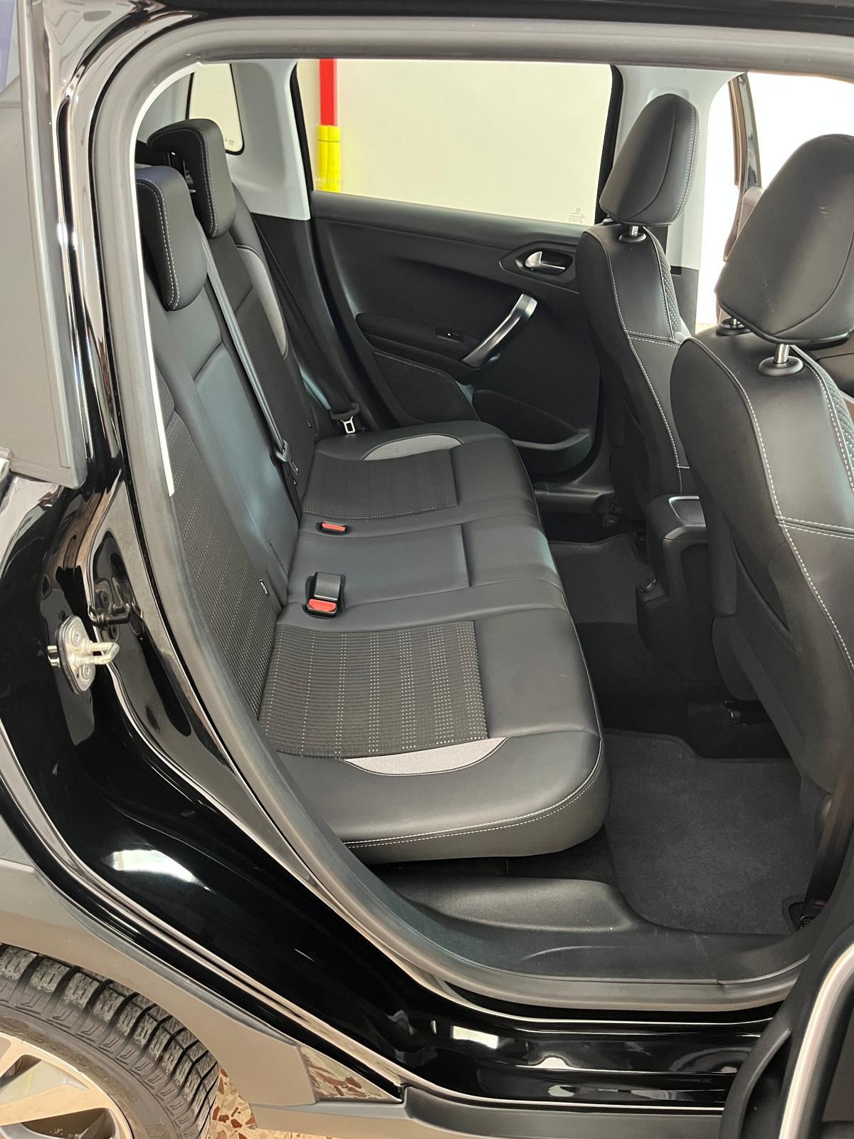 Peugeot 2008 BlueHDi 100 S&S Allure