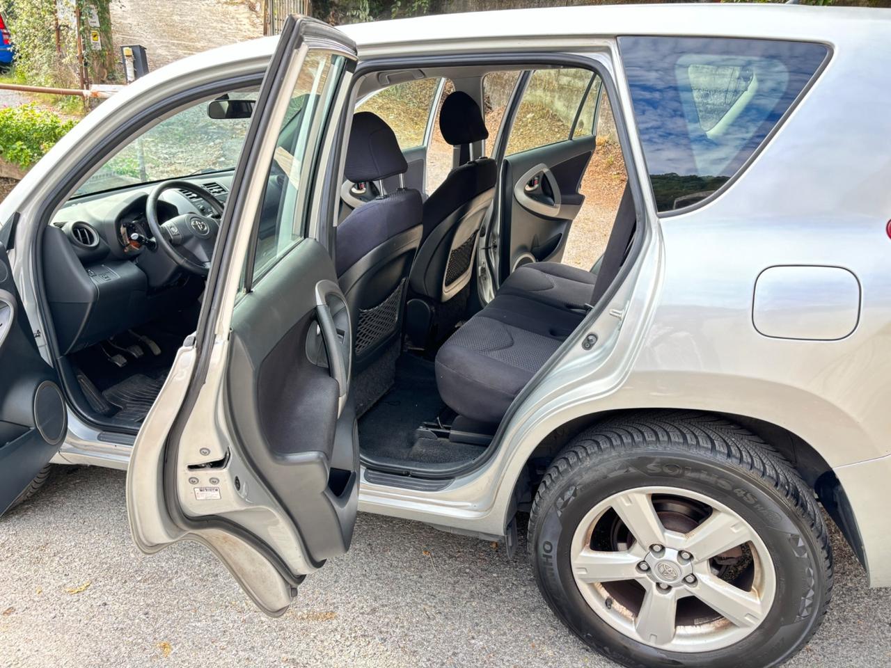 Toyota RAV 4 RAV4 2.0 aut. Luxury