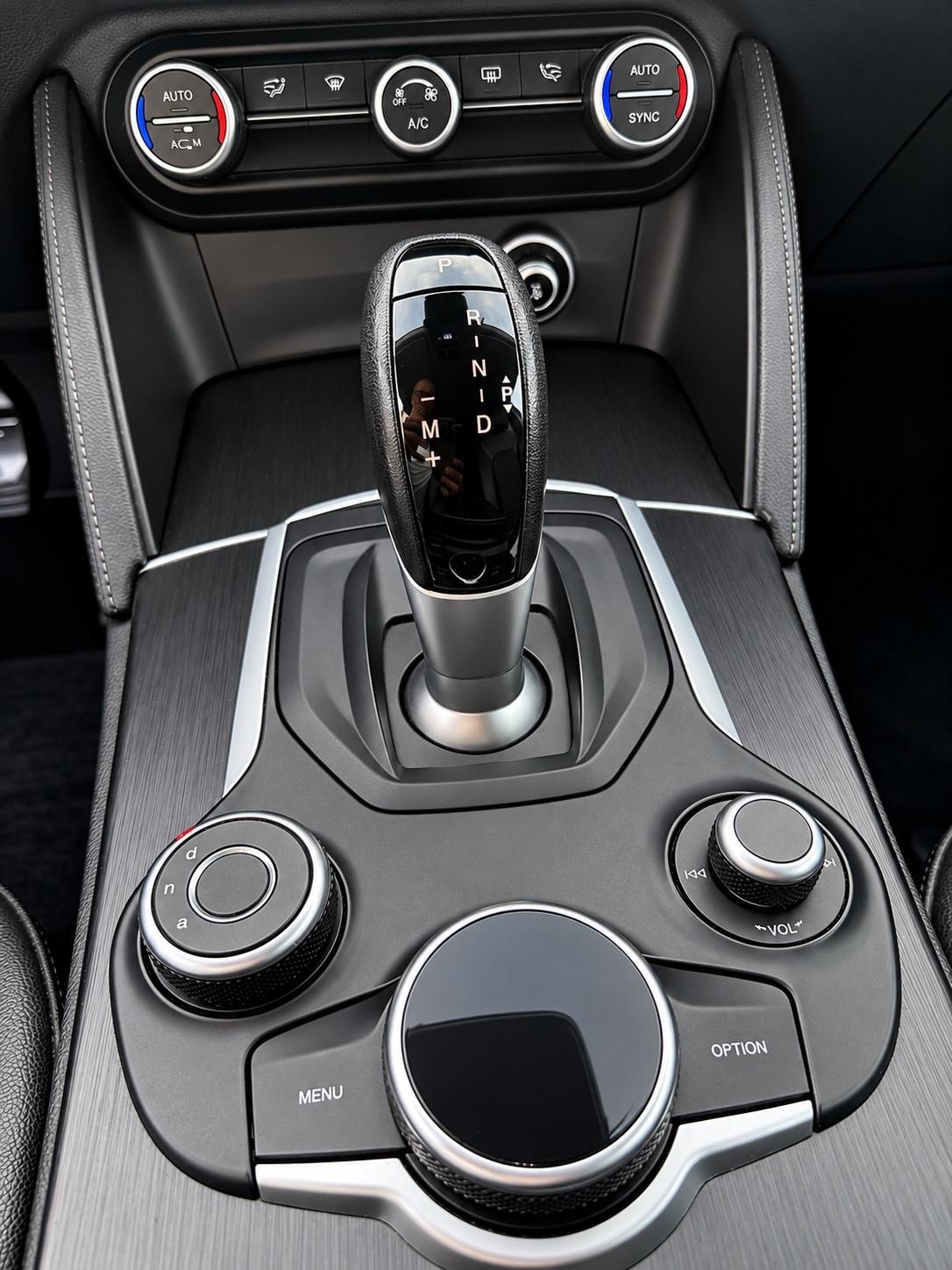 Alfa Romeo Stelvio 2.2 Turbodiesel 210 CV AT8 Q4 Executive