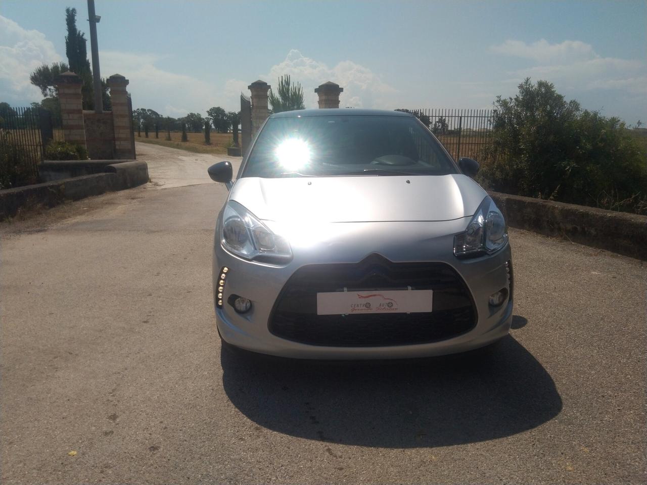 Ds DS3 DS 3 1.4 VTi 95 Just Black