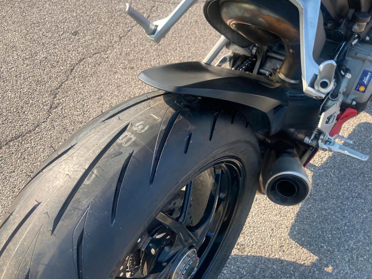 Ducati Panigale V2 2020 accessoriata