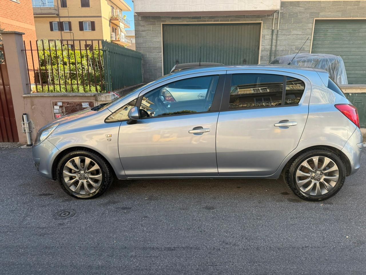 Opel Corsa 1.2 80CV 5 porte GPL-TECH Club