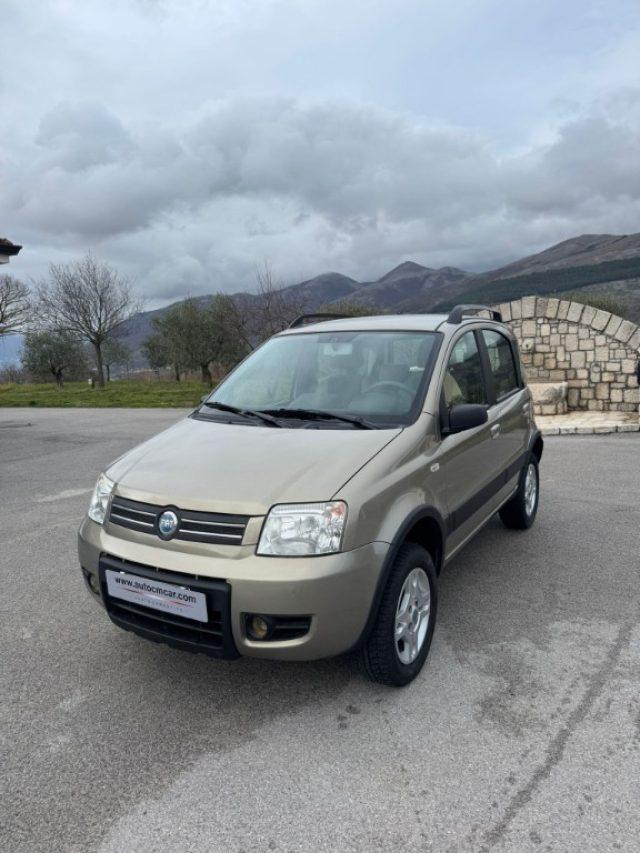 FIAT Panda 1.3 MJT 16V 4x4 Climbing