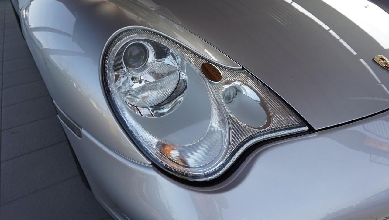 Porsche 911 Carrera 4S cat Coupé