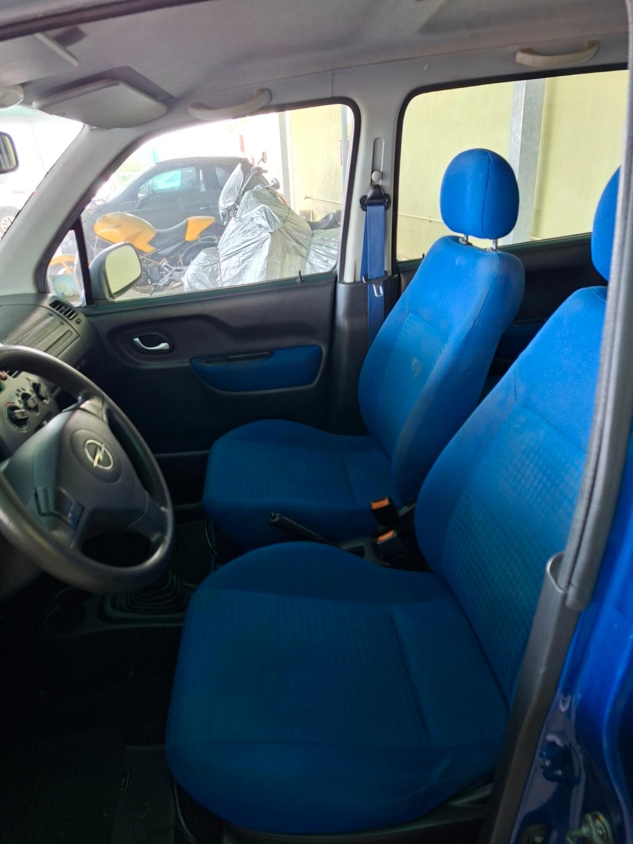 Opel Agila 1.0 12V Club