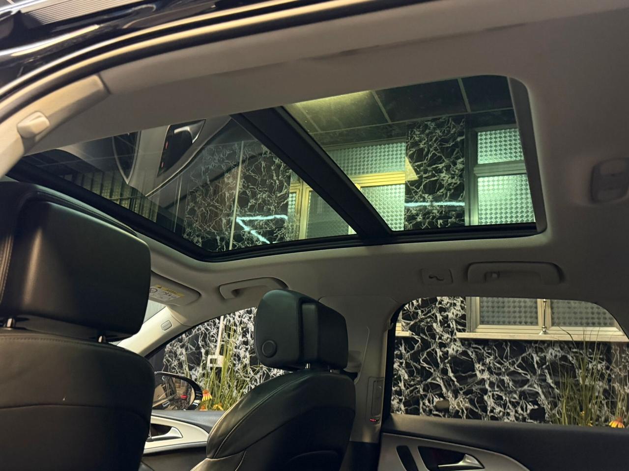 Audi A6 Avant 3.0 TDI S tronic S-Line