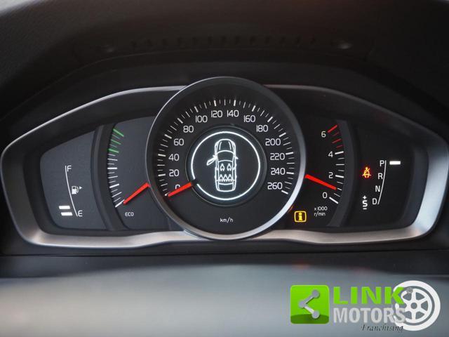 VOLVO V60 D2 Geartronic Kinetic