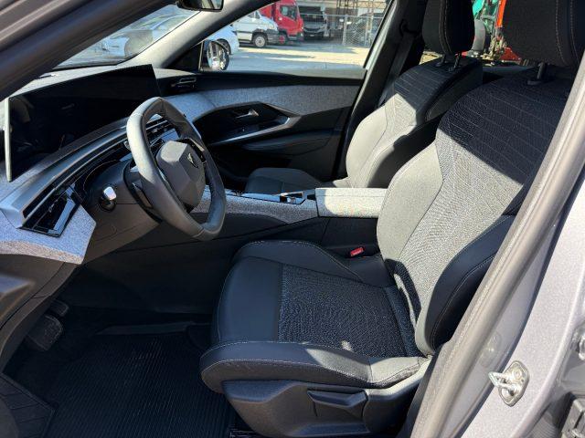 PEUGEOT 3008 Hybrid 136 e-DCS6 Allure PARI AL NUOVO