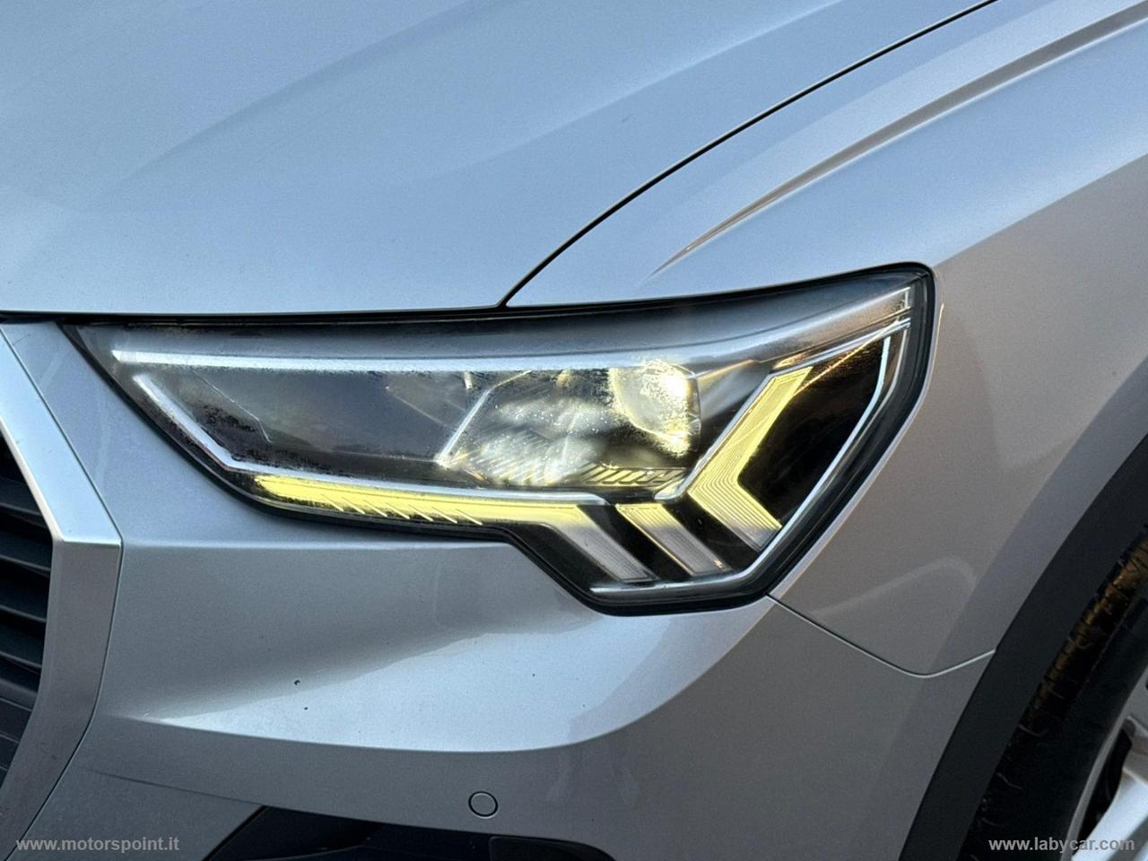 AUDI Q3 35 TDI S tronic Business