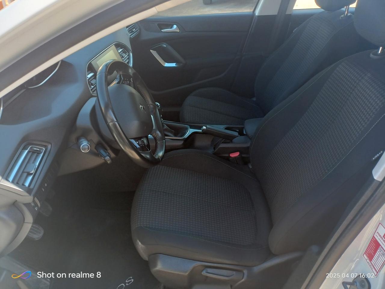 Peugeot 308 BlueHDi 100 S&S SW Business