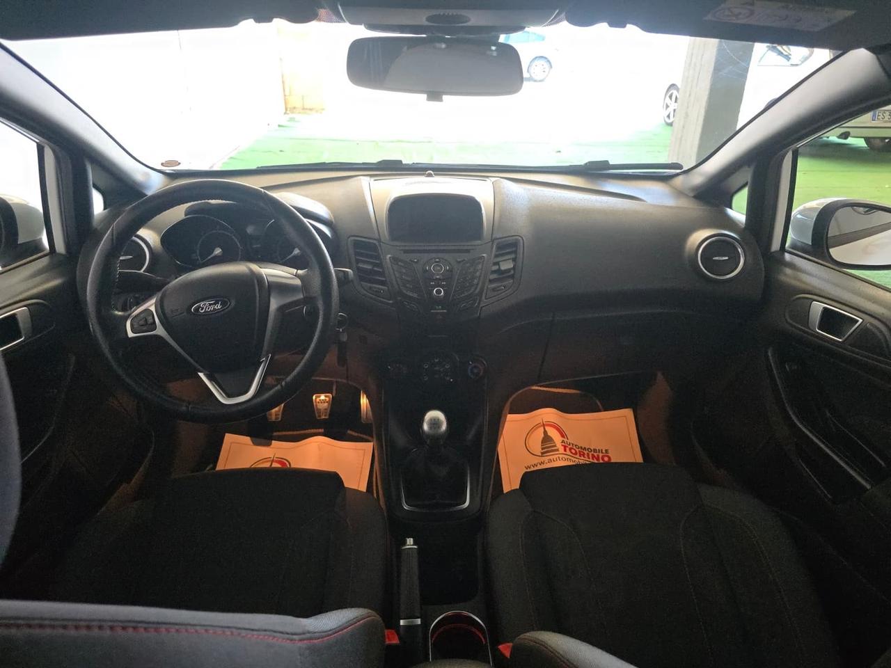 Ford Fiesta 1.5 TDCi 75CV 3 porte Black & White Edition