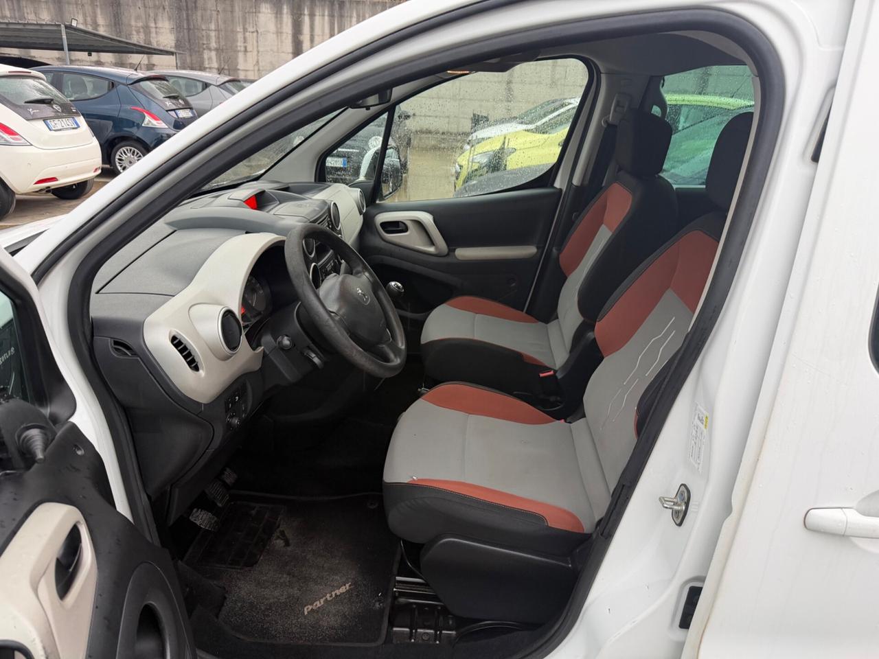 Peugeot Partner Tepee BlueHDi 100 / 5porti