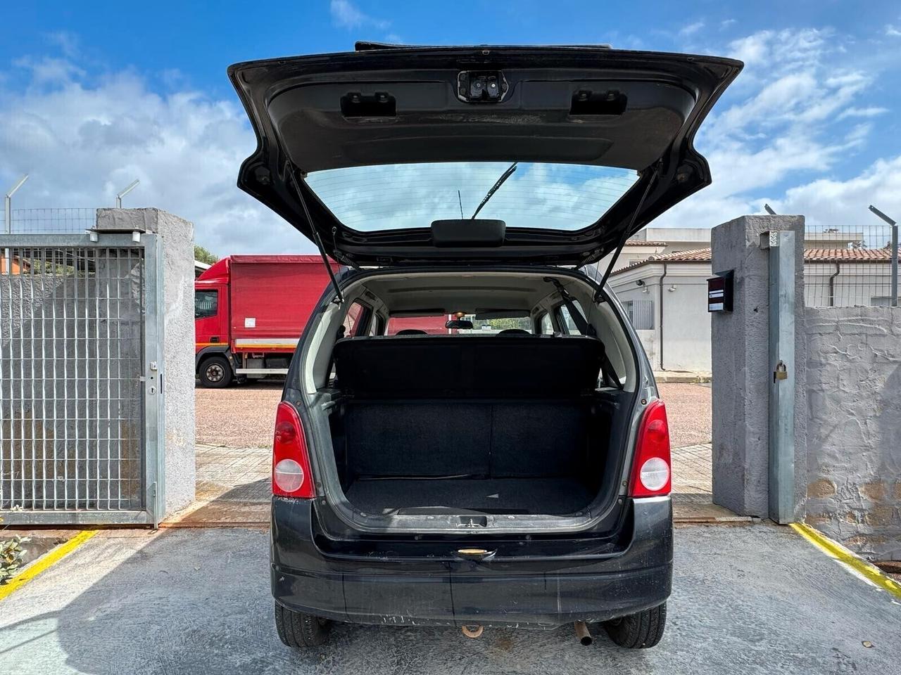 OPEL AGILA NEOPATENTI