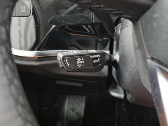 AUDI Q3 35 TDI S tronic Business Advanced