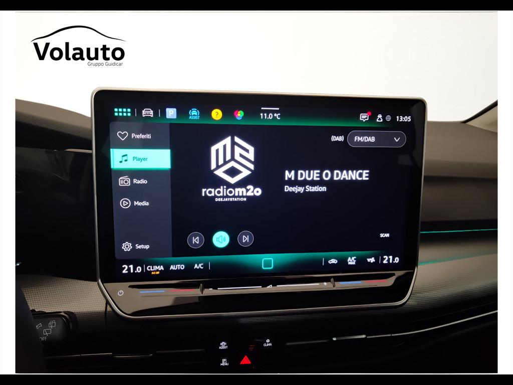 VOLKSWAGEN Golf VIII 2024 - Golf 2.0 tdi Style 150cv dsg