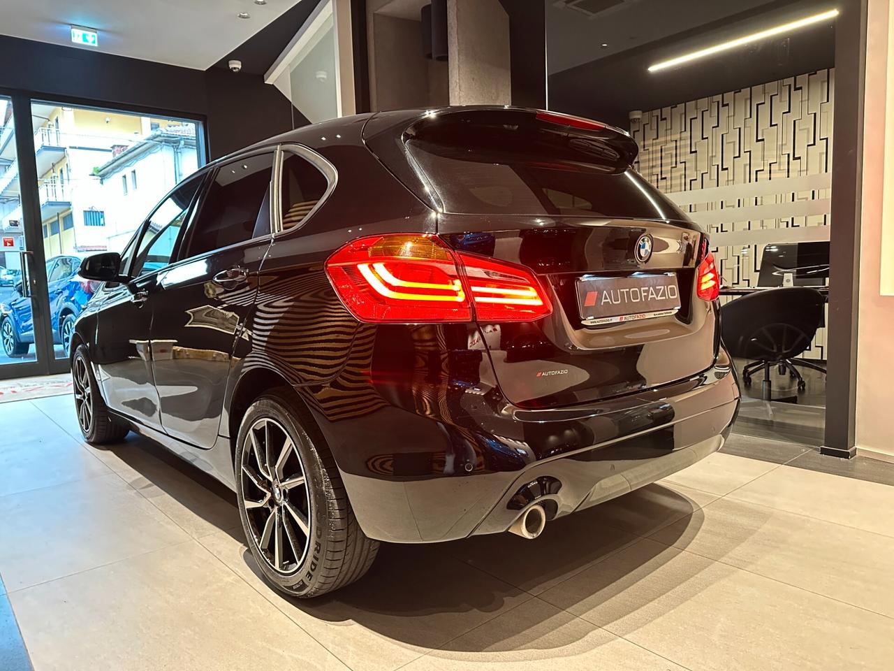 Bmw 216 218d Active Tourer Advantage