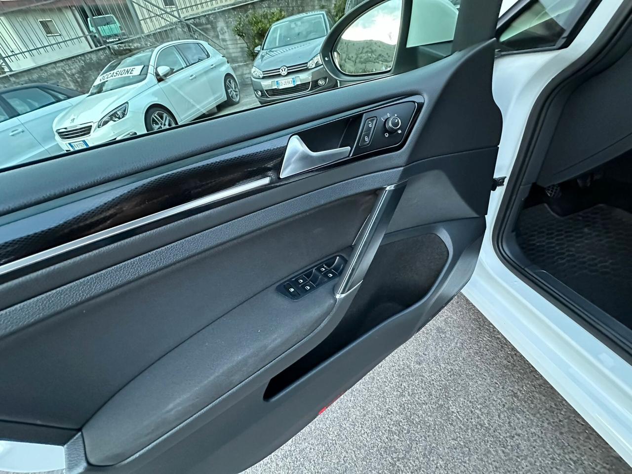 Volkswagen Golf 2.0 TDI 5p. Highline BlueMotion Technology