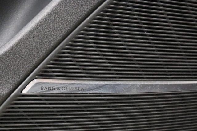 AUDI SQ8 TDI quattro tiptronic