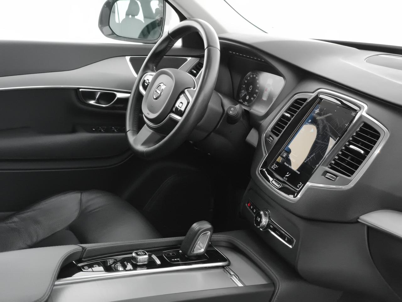 Volvo XC90 2.0 b5 Momentum awd