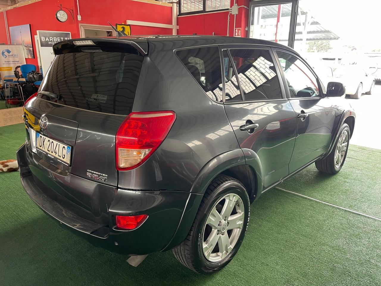 Toyota RAV4 2.2 D-4D 177 CV PERMUTE RATE