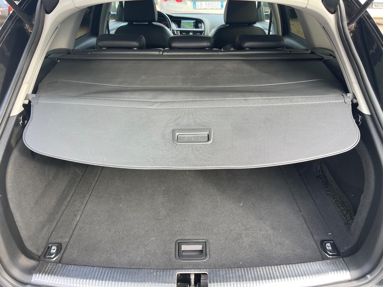 Audi A4 B8 Restyling Avant S Line est. + Advanced int. Multitronic 2.0 TDI 177cv