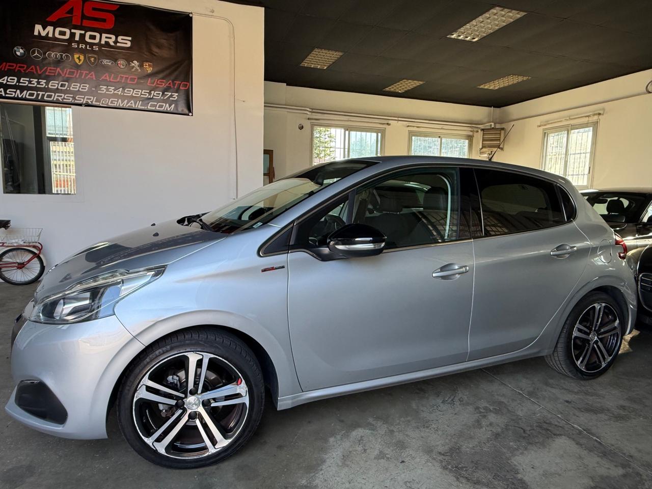 Peugeot 208 BlueHDi 5 porte GT Line