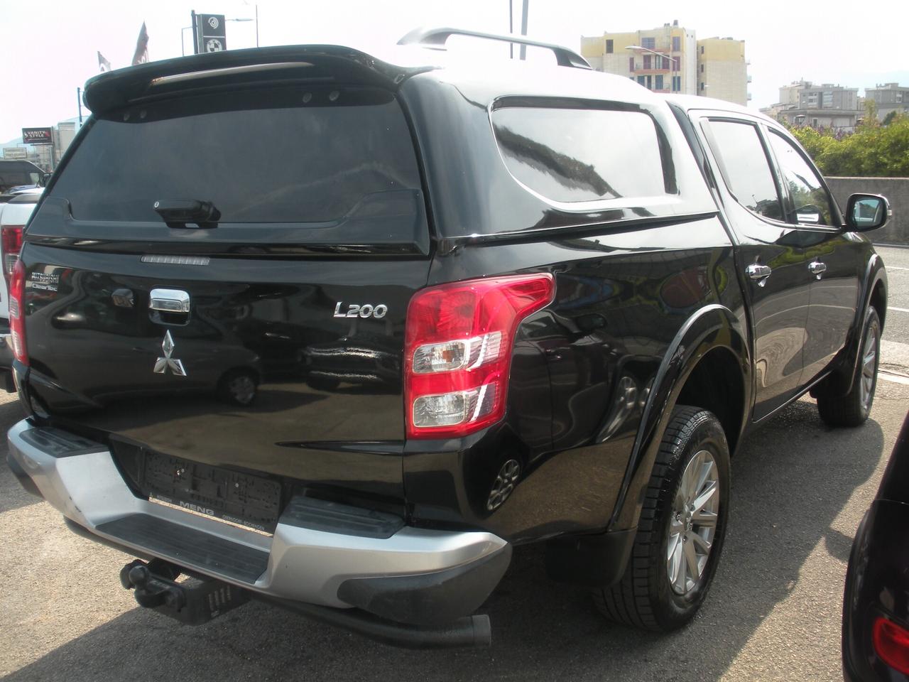 Mitsubishi L200 2.4 DI-D/181CV Double Cab Intense Super Select